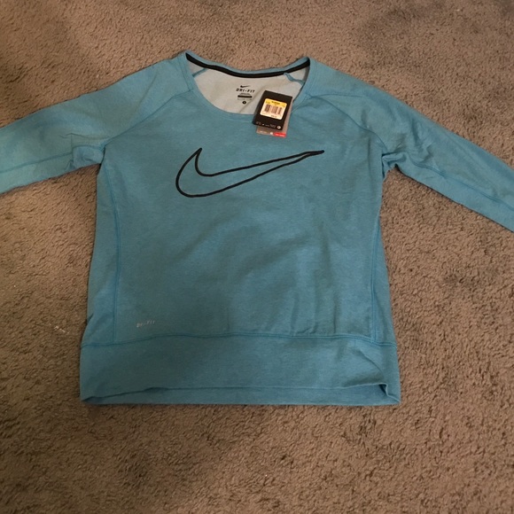 BRAND NEW Nike Sweater