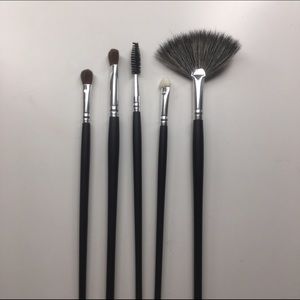 SALE💄 NEW Makeup Brush bundle (Crown Brushes)