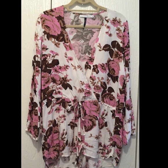 Flynn Skye romper. Worn once!! - Picture 2 of 3