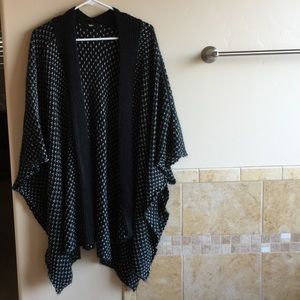 Mossimo poncho