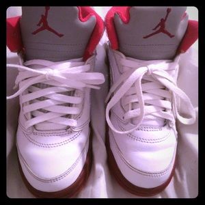 Jordan girls scarlet retros sz 13c