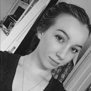 Meet your Posher, Jenna