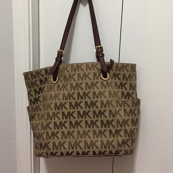 MK Purse