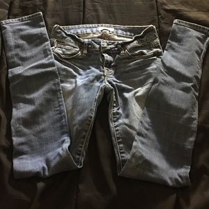 bullhead skinny jeans