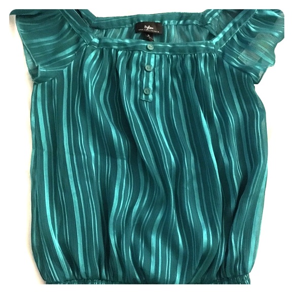 NWT Teal Top