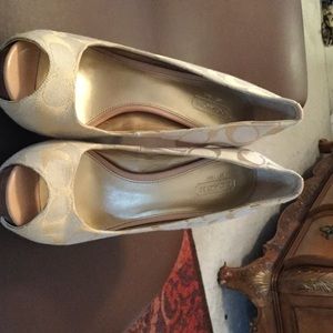 Coach peep toe pumps....PRICE DROP!!!