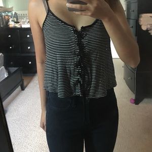 Crop-top