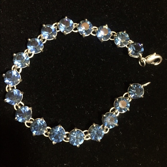 🌾CASTELLANO CRYSTAL BRACELET🍂 - Picture 2 of 3