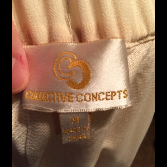 ANTHROPOLOGIE lace high-low skirt- size medium - Picture 2 of 2