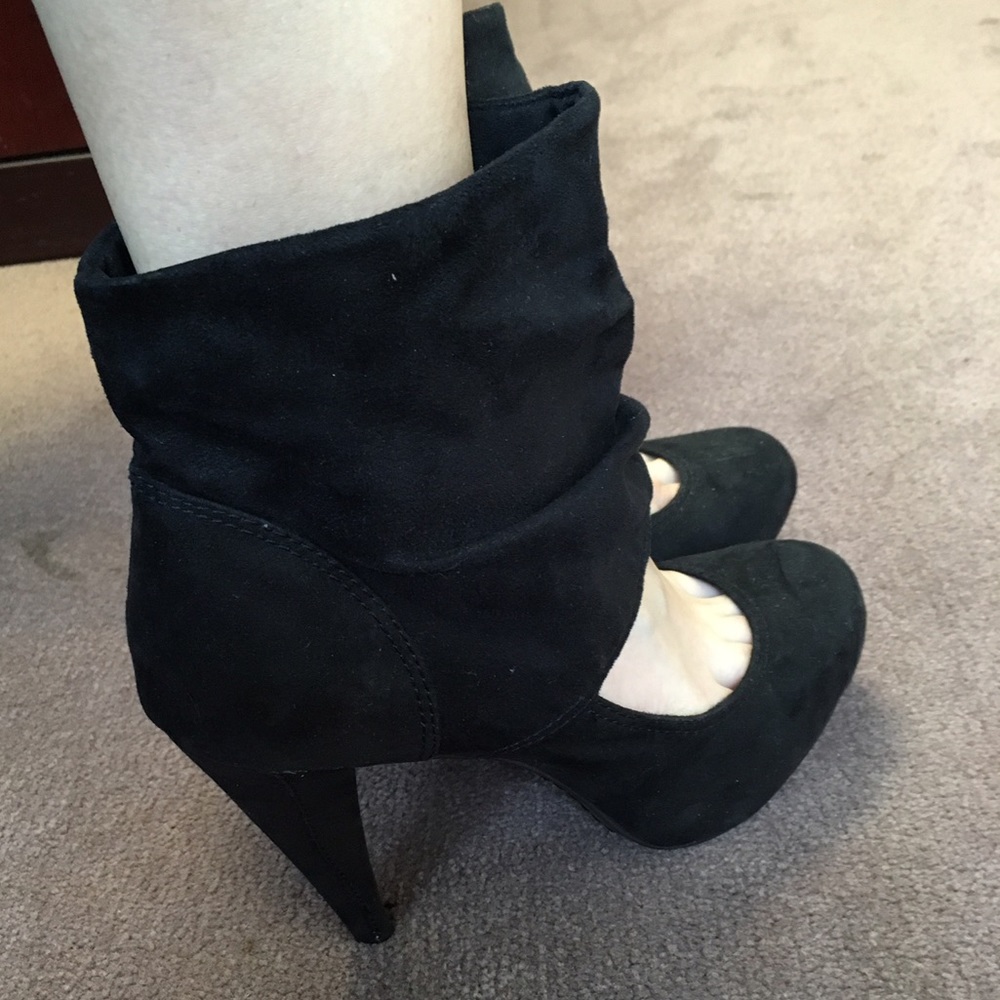 SALE!! Sexy black boots (Spanish Brand) 🇪🇸