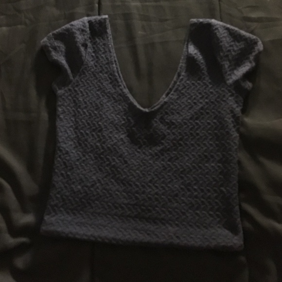 hollister crop top