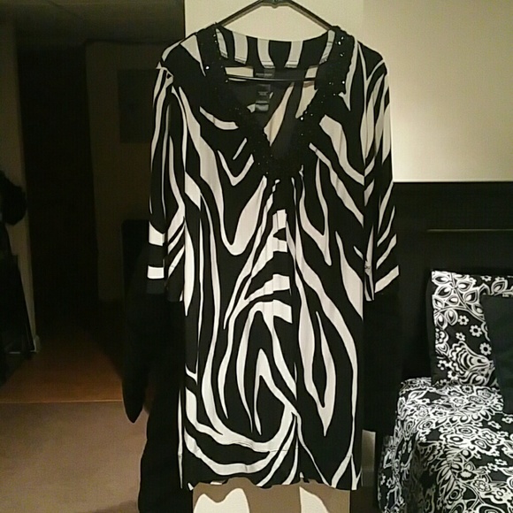 Black and white dress