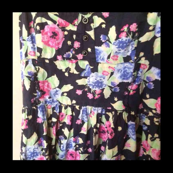 H & M Floral dress in junior size 10 - Picture 4 of 4