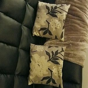 Throw pillows