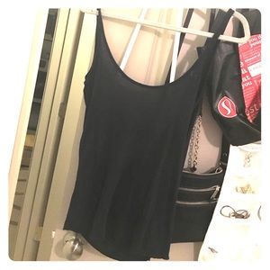backless black tank