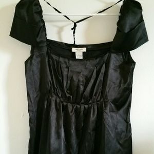 Vertigo Paris black top off the shoulder sleeve