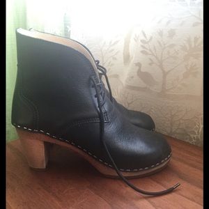 Maguba Casablanca black leather clog booties