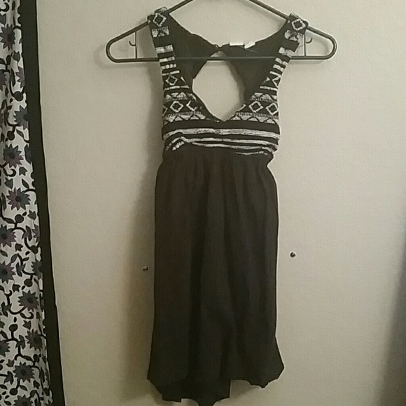 Black and white roxy dress