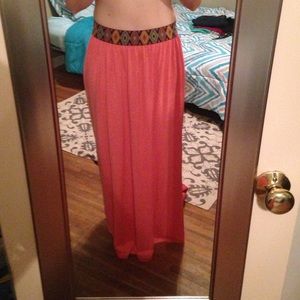Maxi skirt