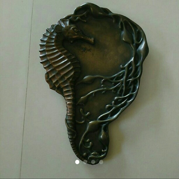 Seahorse dish