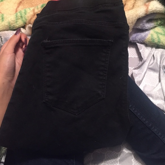 Black jeggings