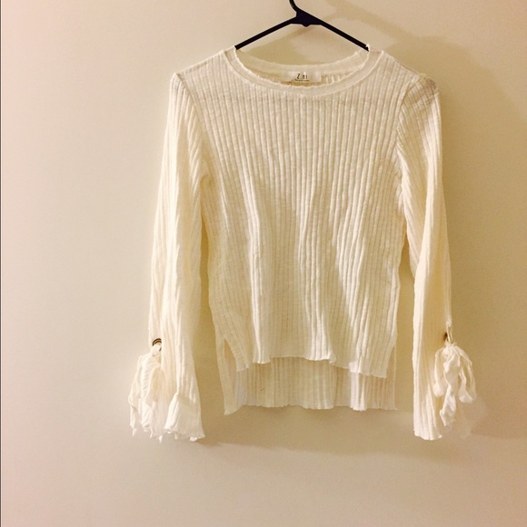 CLimport Statement long sleeve white tee blouse