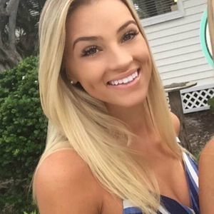 Meet your Posher, Meredith