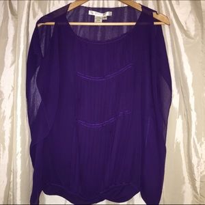 Studio M Top