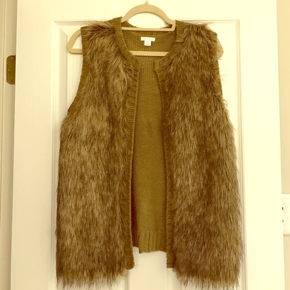 Faux fur vest