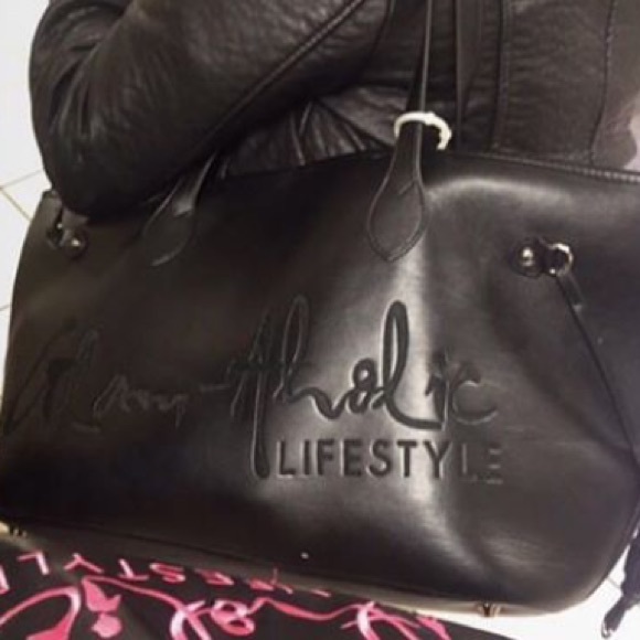 Glam for A Glamaholic