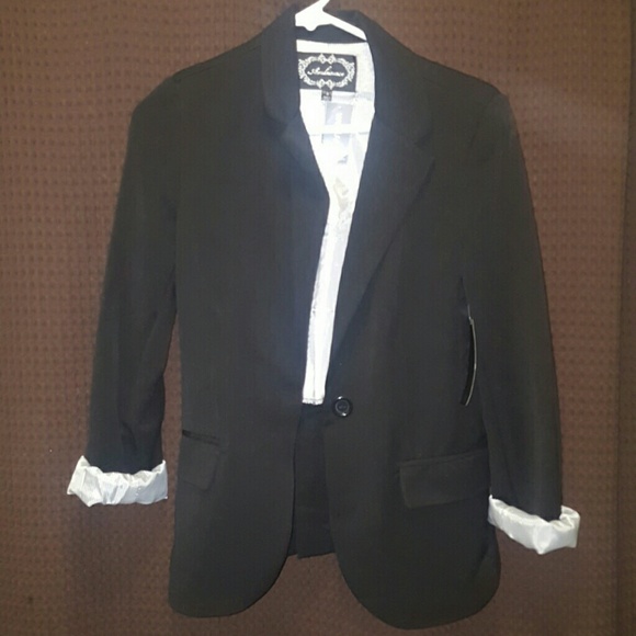 BLACK BLAZER **BRAND MEW**