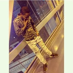 Meet your Posher, Julius