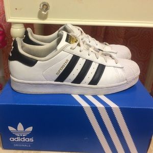 Adidas Superstar