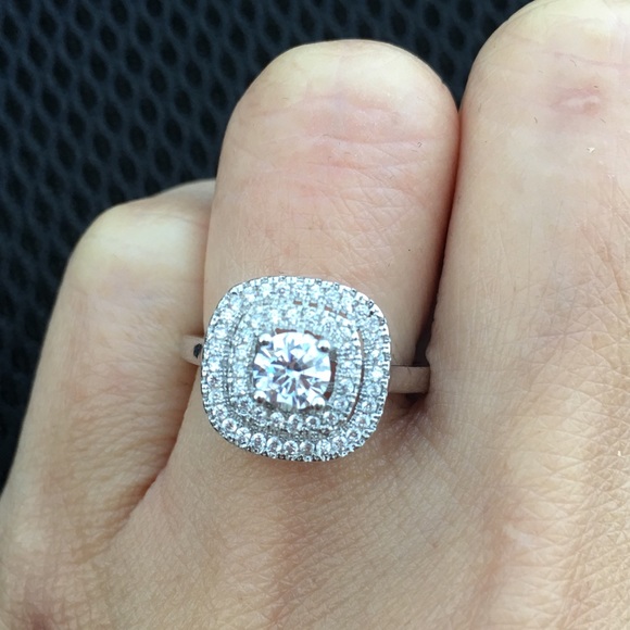 925 Sterling Silver Plated Engagement Ring