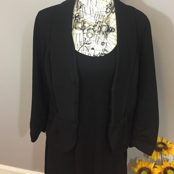 Blazer - Picture 2 of 3
