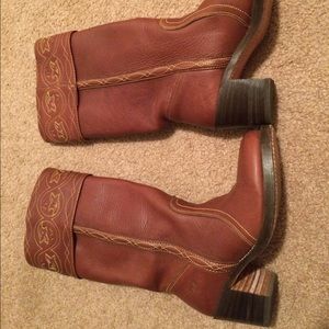 Size 8 Frye boots, like new, $75.00