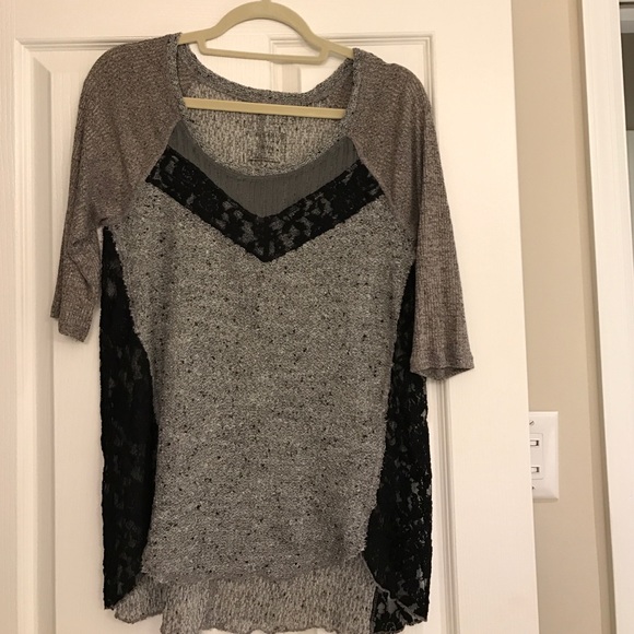 3/4 length grey knit sweater with black lace