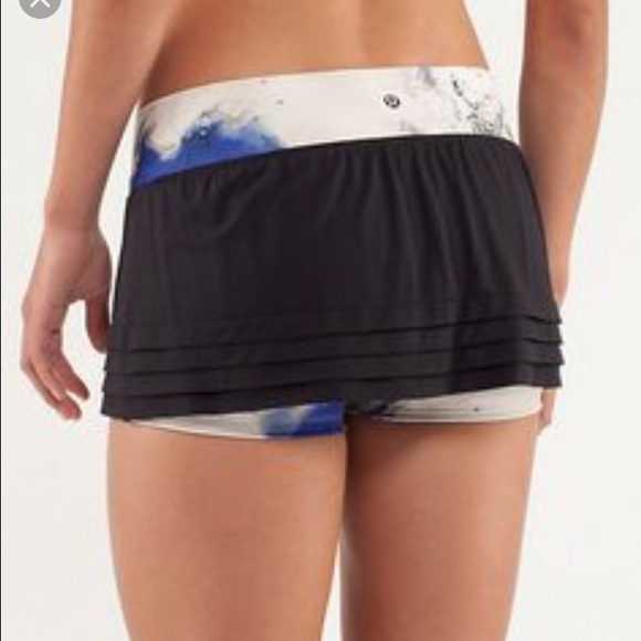 Lululemon Skirt Breathe of Fire