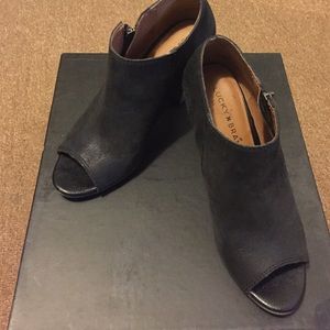 lucky brand peep toe bootie