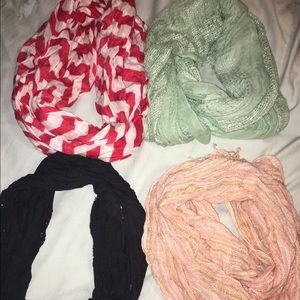 4 set scarves