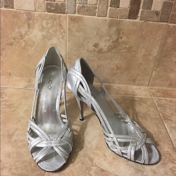 Peep Toe Silver Aldo Heels