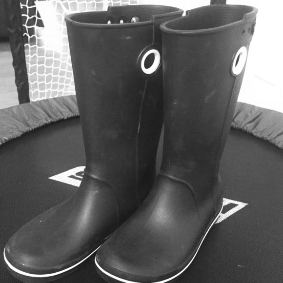 Rain boots