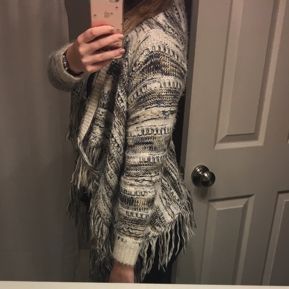 Cardigan - Picture 2 of 4