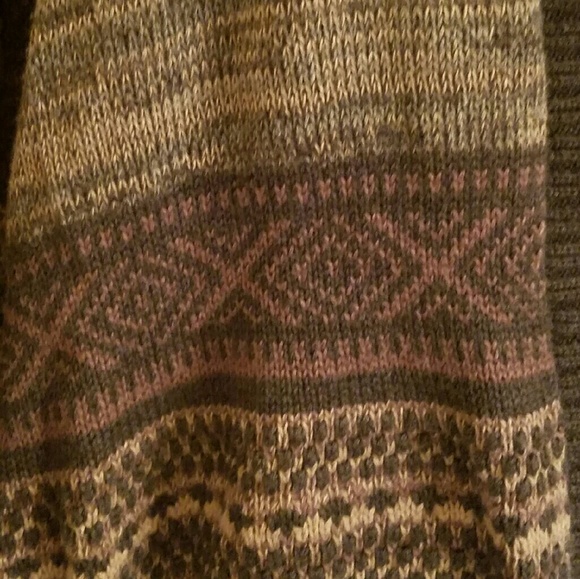 Sweater - Picture 2 of 2