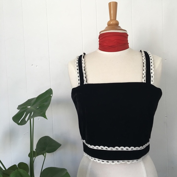 Nasty Gal Velvet Crop Top. - Picture 1 of 4