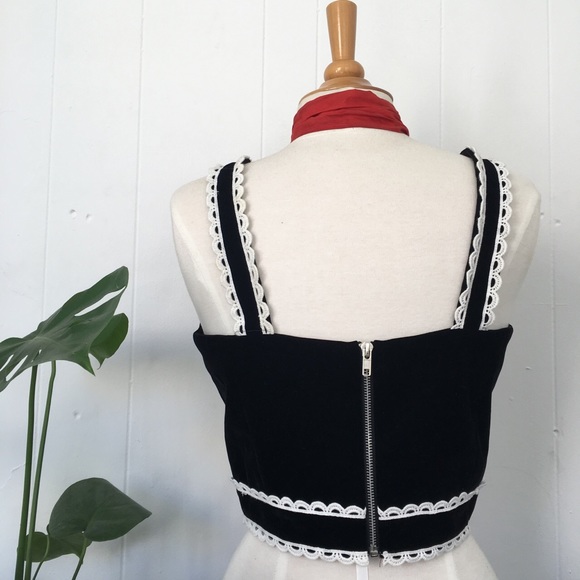 Nasty Gal Velvet Crop Top. - Picture 2 of 4