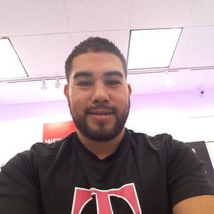 Meet your Posher, Marcos