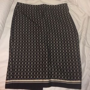 Chic pencil skirt