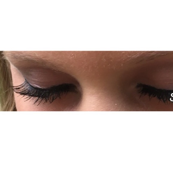 Meet your Posher, Mackenzie - Picture 1 of 1