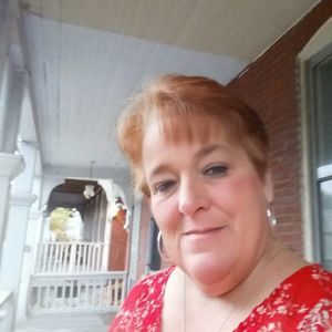 Meet your Posher, Brenda